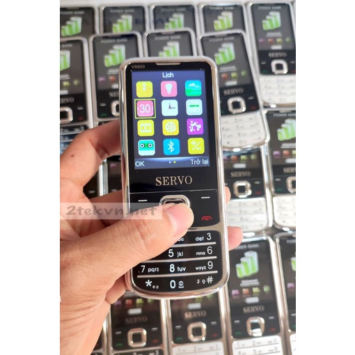 Điện thoại 4 sim Servo V9500 có chức năng thay đổi 6 giọng nói- bảo hành 12 tháng