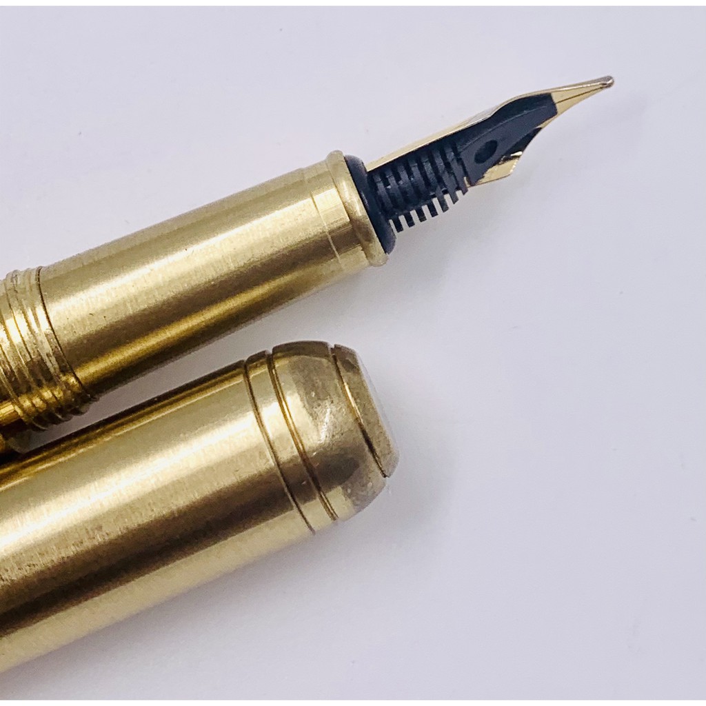 Bút máy bằng gỗ cao cấp, làm quà tặng học sinh, quà tặng khuyến mãi