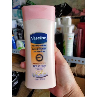 VASELINE SỮA DƯỠNG THỂ TRẮNG DA