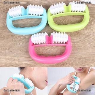 Con lăn lăn mát xa tay hoặc chân giúp giảm mỡ thon gọn