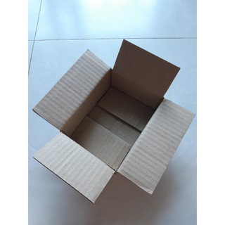 100 hộp 16×12×6 cm ( dài x rọng x cao)