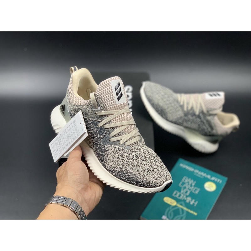 Giày thể thao Alphabounce beyond báo xám