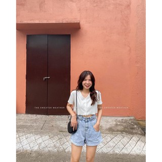 Áo croptop lửng cổ V cài cúc (ảnh thật)