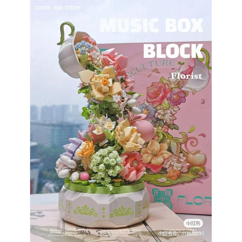 ❤️tặng le go❤️Hộp nhạc màu hồng Mô hình 3D Bộ đồ chơi lắp ráp Khối câu đố Bộ Đồ Chơi Lắp Ráp Ngôn Ngữ Huayan Có Đèn Và Nhạc Ngày Valentine