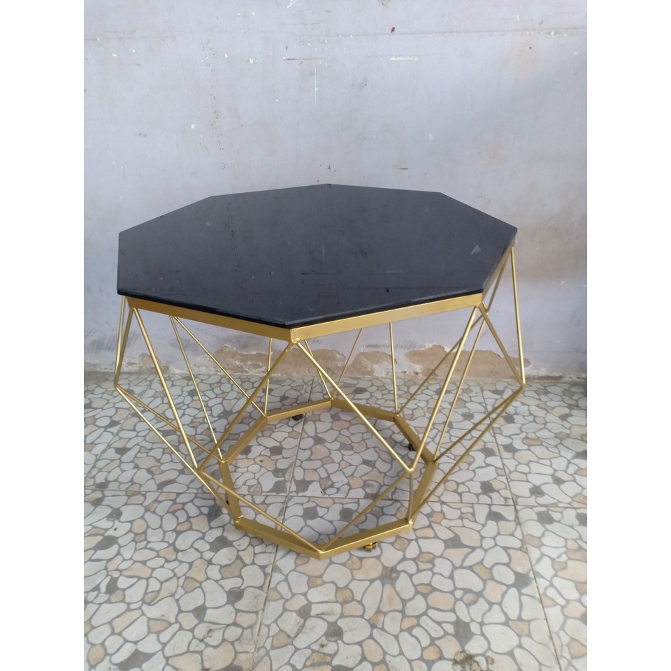 Bàn trà sofa KIM CƯƠNG  khung VÀNG ,kính cường lực BÁT GIÁC ĐEN ... SANG ..XỊN..XÒ