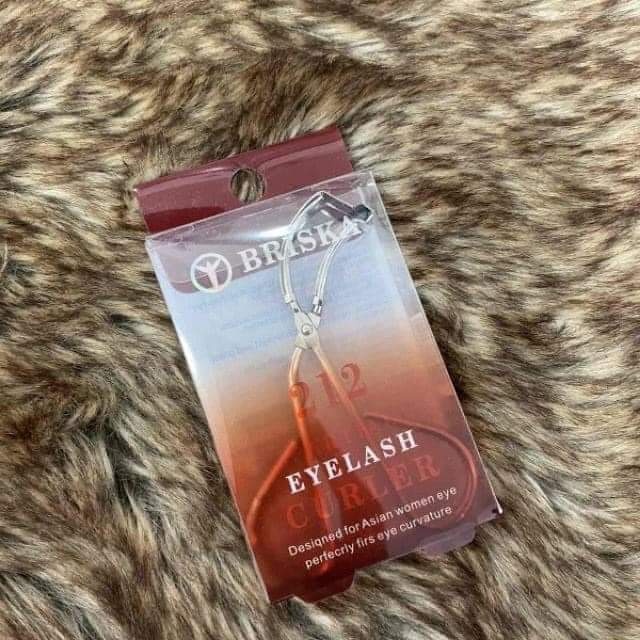 Kẹp Mi Góc Briska 212 Eyelash, Màu Đỏ Chính Hãng