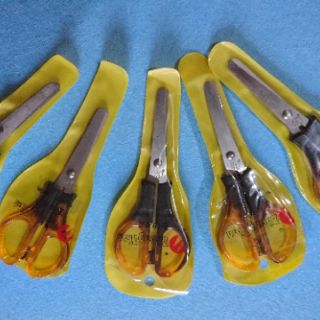 Sỉ hộp 24 kéo học sinh ( mã 121)