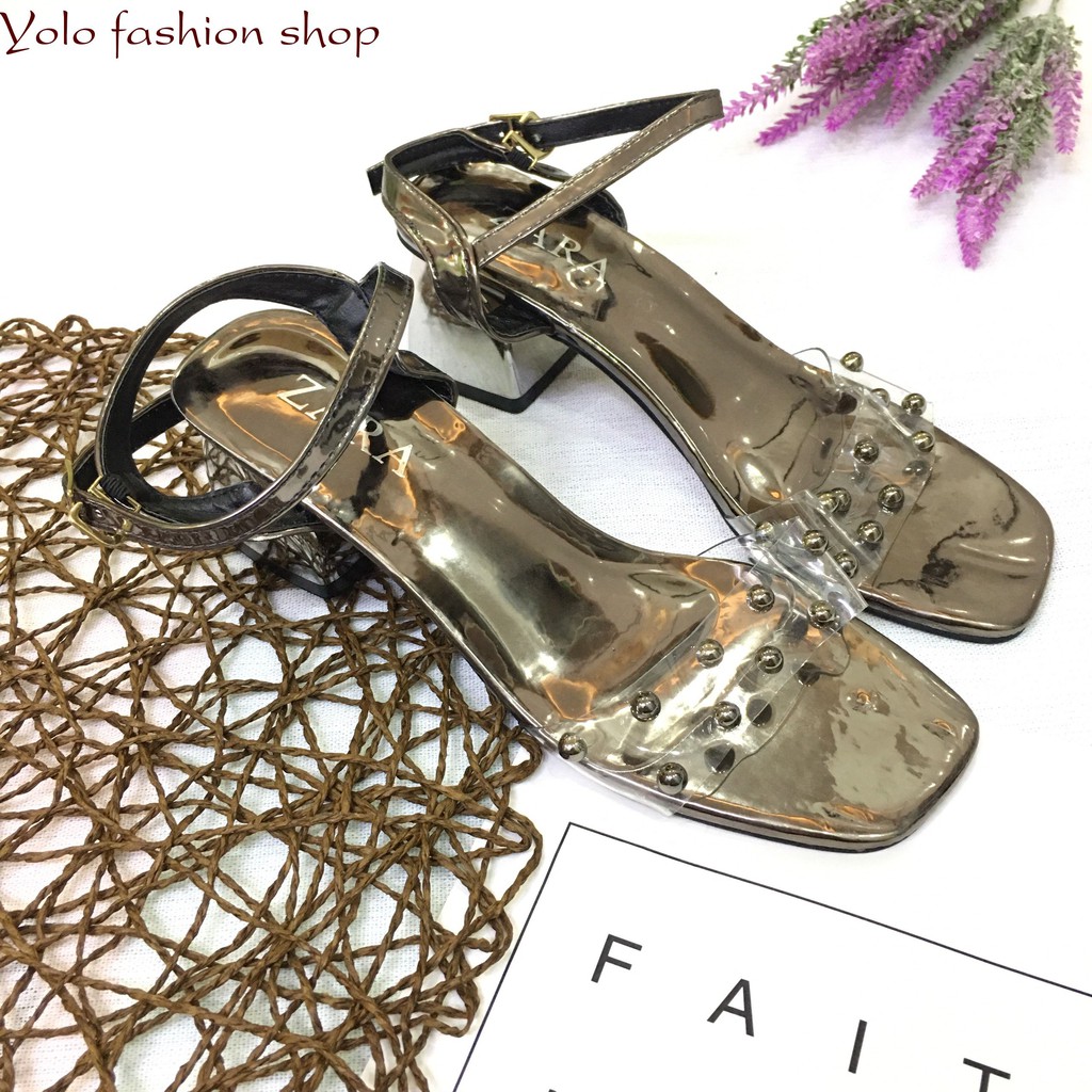 S52_Sandal nữ quai trong đính đinh gót 5cm hàng VNXK cao cấp