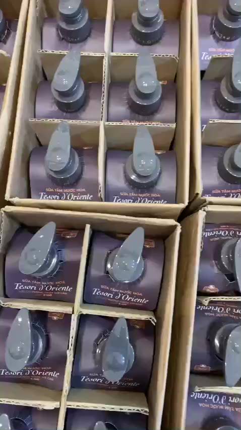 Sữa tắm nước hoa Tesori D”oriente Ý Lưu Hương Lâu 500ml | BigBuy360 - bigbuy360.vn