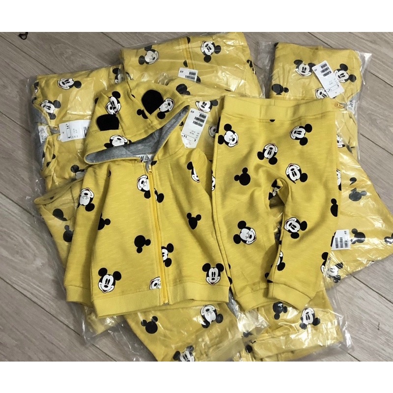 Bộ khoác nỉ hoạ tiết mickey cho bé trai bé gái