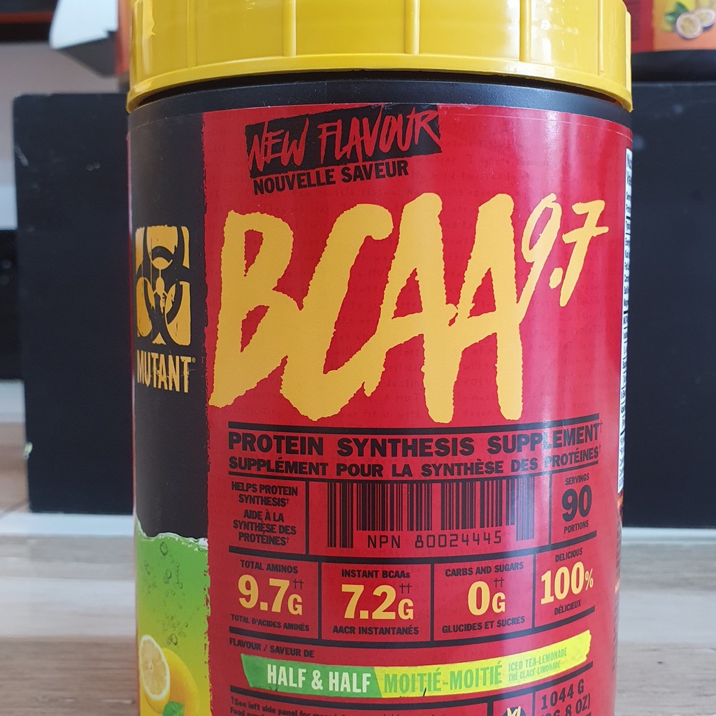 MUTANT BCAA 9.7 thực phẩm cao cấp bổ sung tằng sức bền cho GYMMER tập GYM 30 lần dùng.