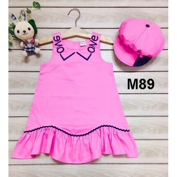 Đầm thêu Love kèm nón