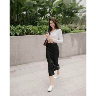 SET CROP TAY DÀI TRẮNG+ C.V MIDI ĐEN CỘT EO 🎉