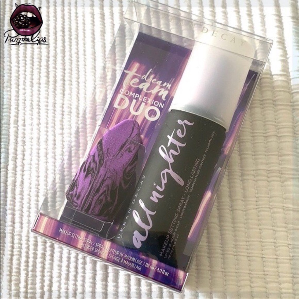 Urban Decay set Dream Team: mút + xịt giữ makeup