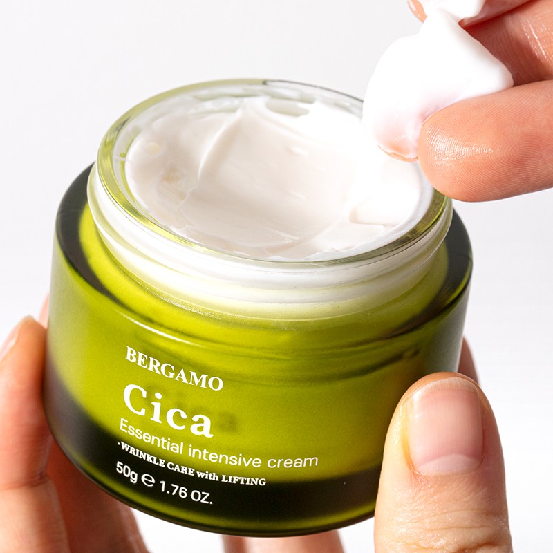 Kem Dưỡng Da Chuyên Sâu Bergamo Cica Essential Intensive 50g