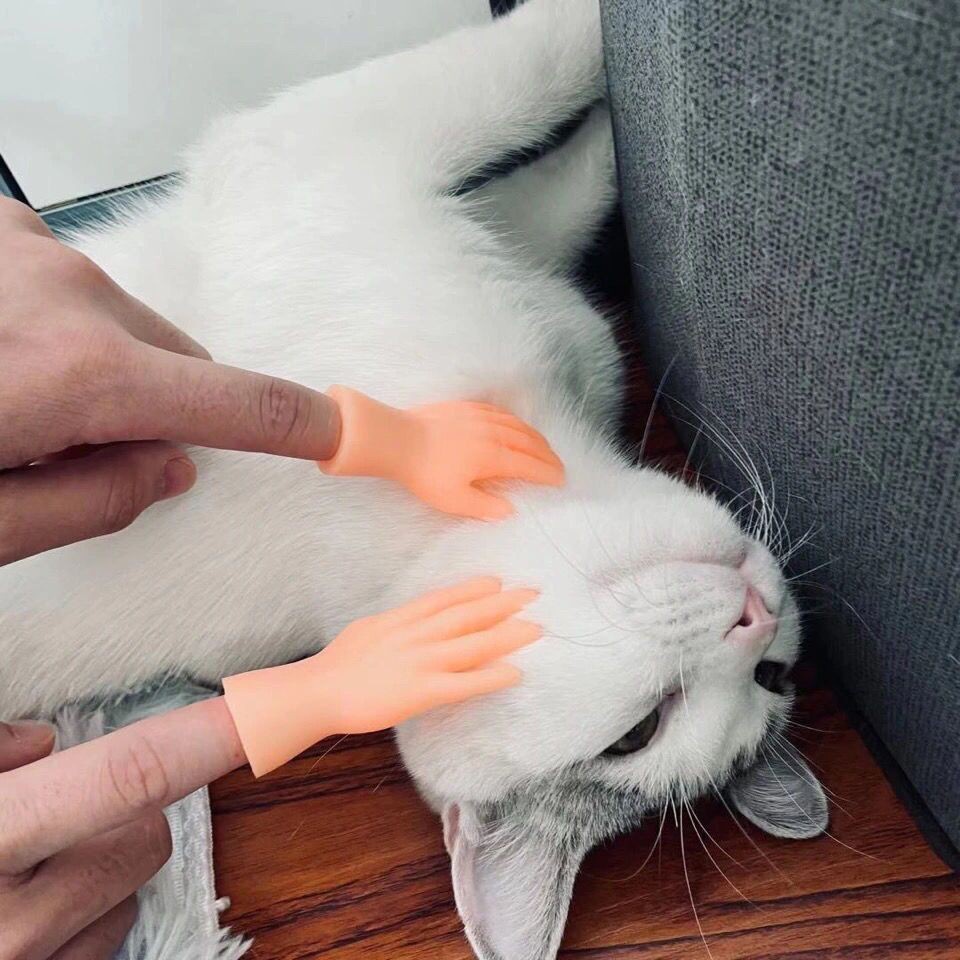 Mô Hình Găng Tay Mèo Vui Nhộn Bằng Nhựa
