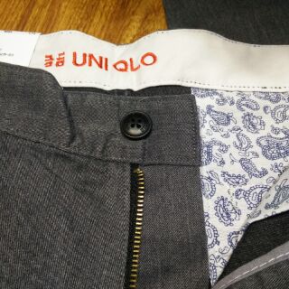 Kaki chinos Uniqlo