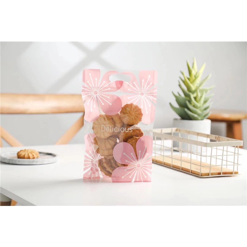 set 10 túi zip đựng bánh kẹo Delicious size 15.5 x 23 cm