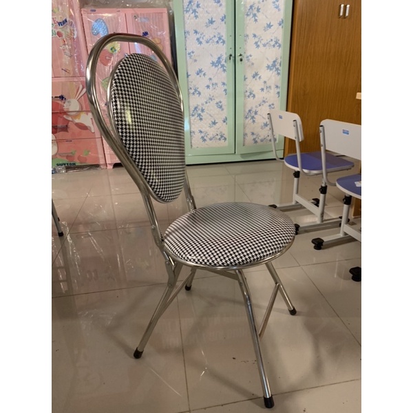 Ghế Gấp Khung Inox Xuân Hoà GI 04-00 phòng ăn.