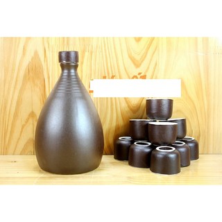 Bộ Bình và 10 chén uống rượu Bát Tràng hình trụ men rạn 500ml