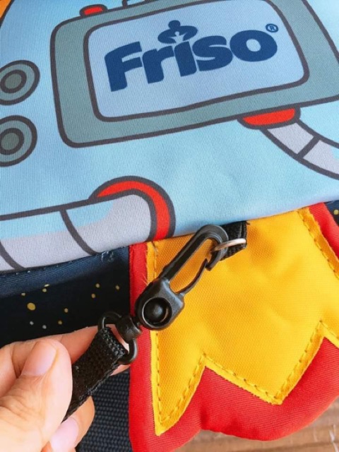 Balo phi hành gia cho bé