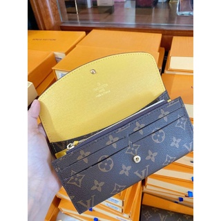 VÍ CẦM TAY CÚC BẤM MÀU SIZE 18CM