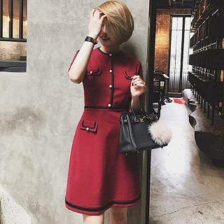 Đầm dáng chữ A
