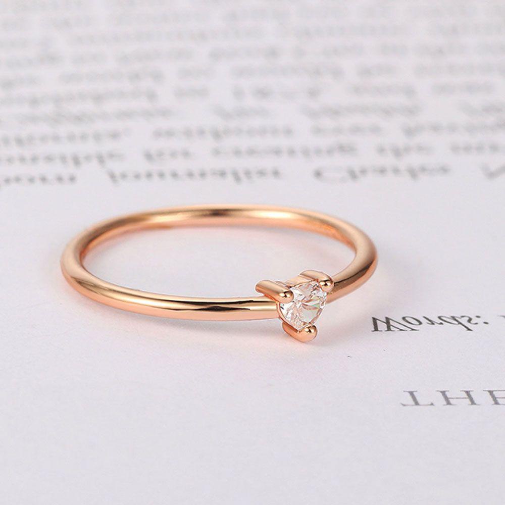 Nhẫn Đính Hôn Hình Trái Tim Nhiều Màu