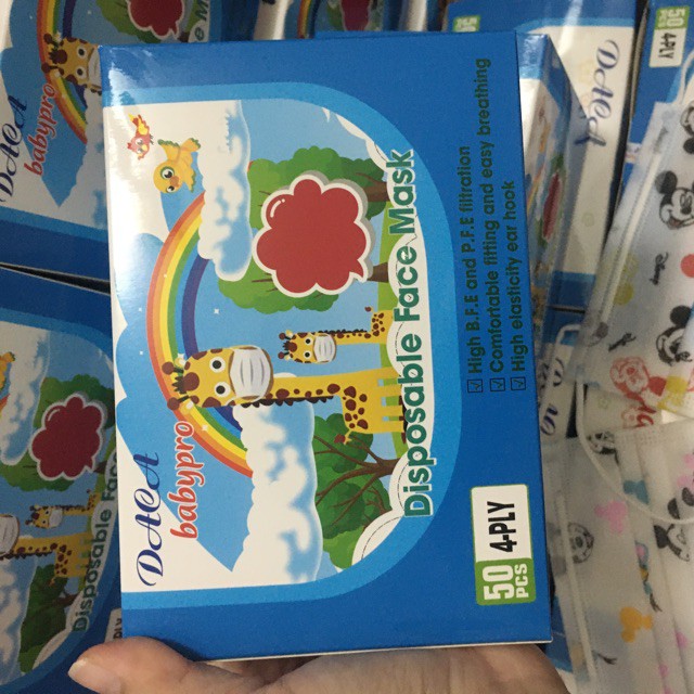 Khẩu trang y tế 4 lớp Daca Mask