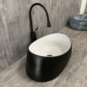 LAVABO ĐẶT BÀN ĐÁ HÌNH THUYỀN ĐEN