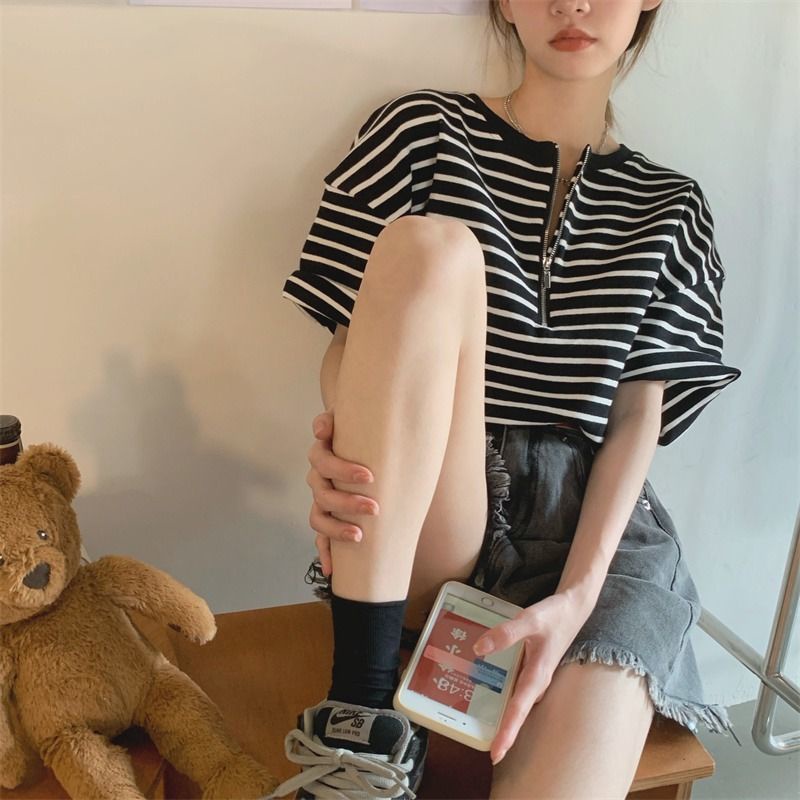 Áo Thun Tay Ngắn Dáng Rộng Họa Tiết Kẻ Sọc Phong Cách Hàn Quốc Thời Trang Mùa Hè Cho Nữ