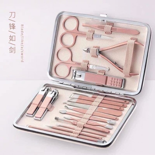 SET bấm móng tay 18 món màu hồng siêu cute.