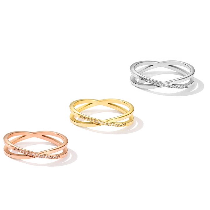 Nhẫn nữ titan kiểu dấu chéo đính đá lấp lánh không gỉ WR2105