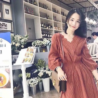 Váy thô hoa dập