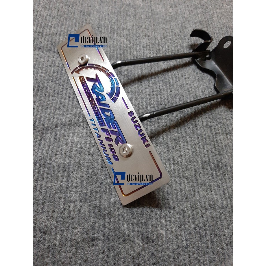 (Raider) Bộ Bảng Tên Nhôm Titan VIP  Kèm Pat Và Ốc Inox Thái