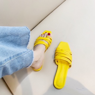 (Về Lại )Dép xỏ ngón quai dây nhuyễn (hàng đẹp )(nên đặt lên 1 sz)