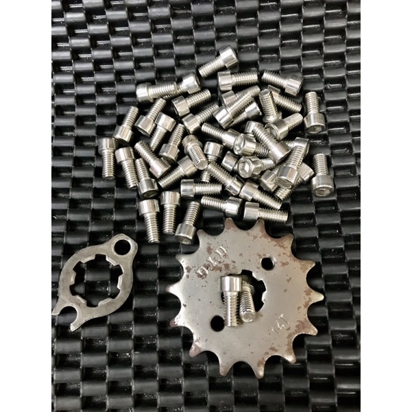 Ốc lắp Nhông Sên Xích  Inox 6li1,5cm