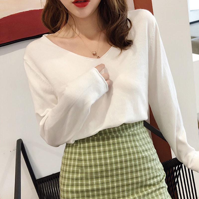 Áo thun nữ tay dài cổ chữ V kiểu dáng đơn giản