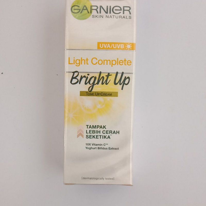 (hàng Mới Về) Kem Dưỡng Ẩm Làm Sáng Da Garnier