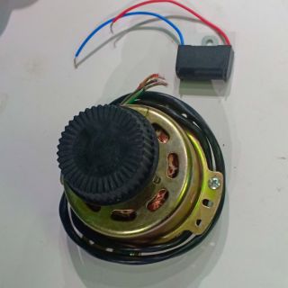 Mô tơ quạt hộp thông gió tụ tán cánh