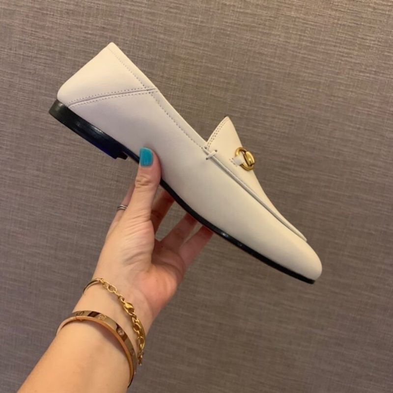 Giày lười loafer nam nữ da thật mũi tròn gắn quai xích GG Gucci GC đủ size