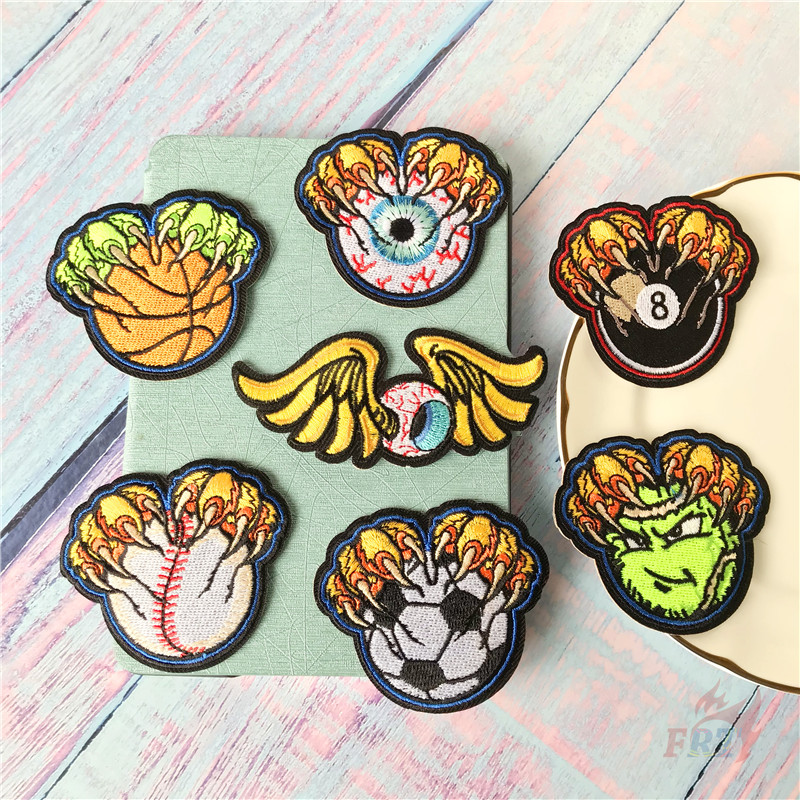 ☸ Sticker Ủi Thêu Hình Móng Vuốt Quỷ ☸ 1 Sticker Ủi Thêu Hình Huy Hiệu