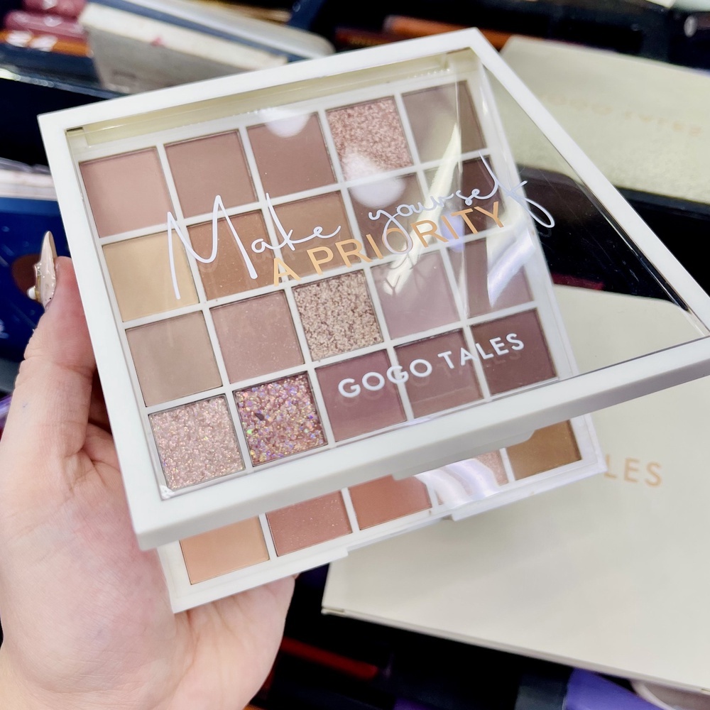Bảng phấn mắt Make yourself priority 204 GOGO TALES 25 ô GT282 NPP Shoptido