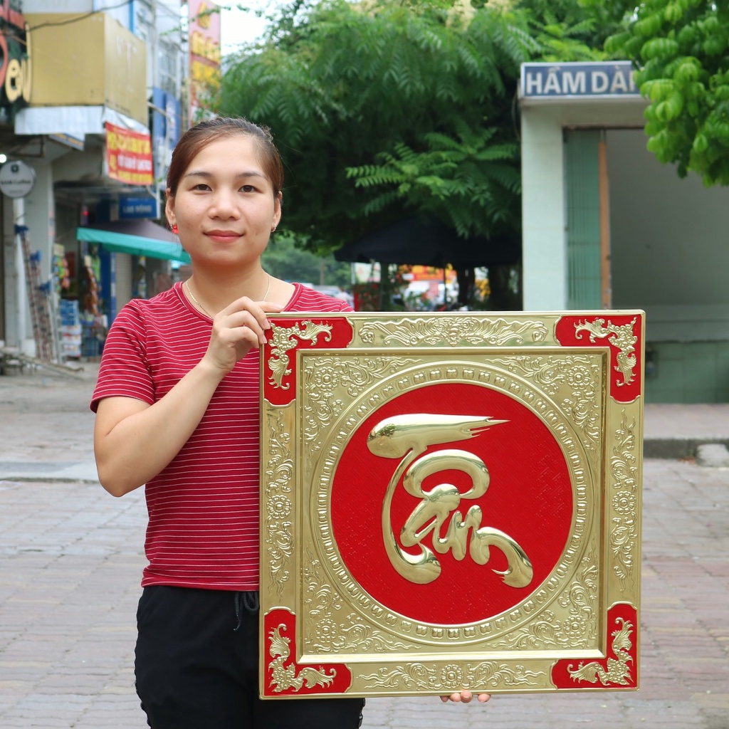 Tranh Chữ Tâm Bằng Đồng Liền Khung Khổ 55x55 CM