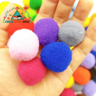 Quả bóng len pom pom size to