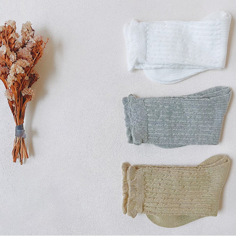 Bộ 3 đôi vớ màu sắc đơn giản thoải mái dành cho bé