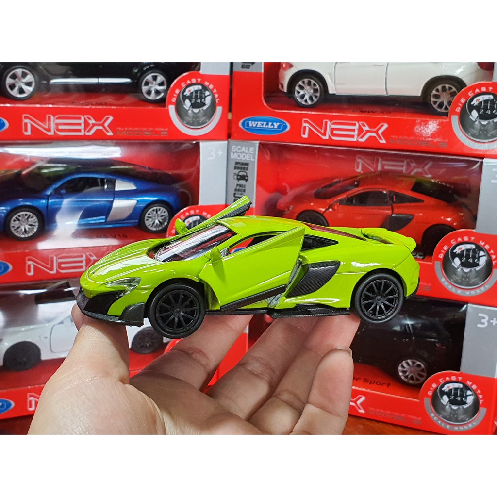 Xe Mô Hình Mclaren 675LT 1:36 Welly ( Xanh Chuối )