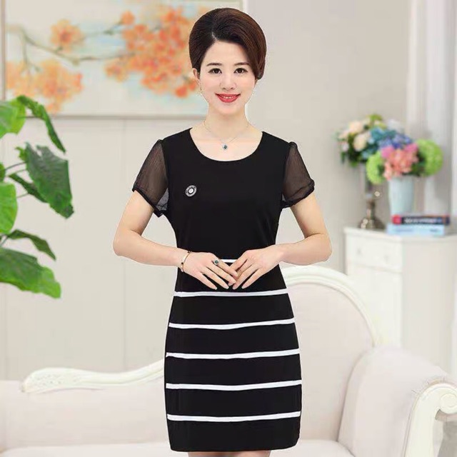 Đầm thun body sọc ngang tay voan size L