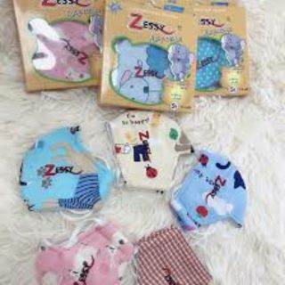 Khẩu trang zessy trẻ em