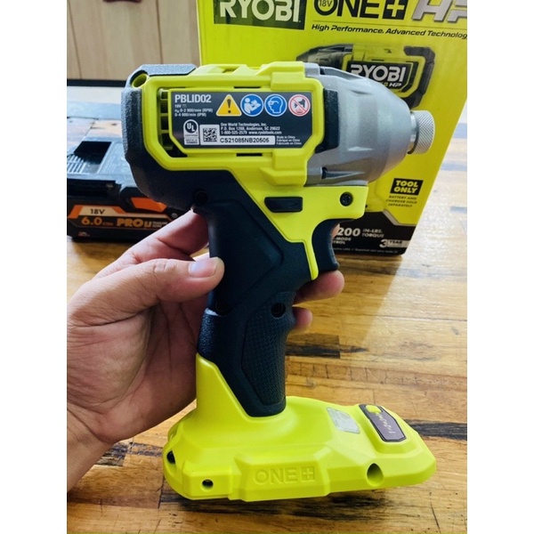 Máy bắn vít Ryobi HP